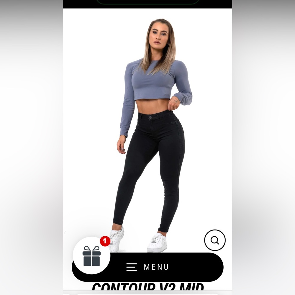 FitJeans Contour V2 mid waisted jeans. Size small.